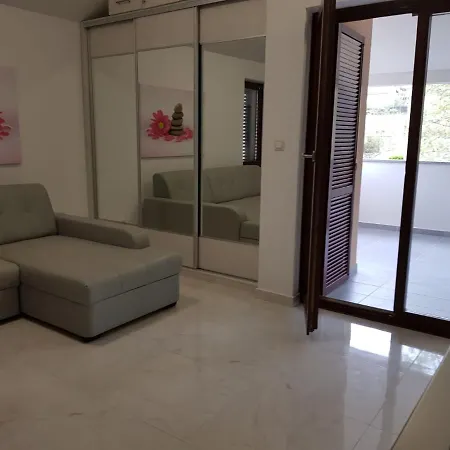 Relax Zone Iii Apartment Malinska